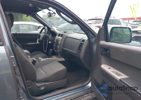 2012 Ford Escape Xlt z USA, uszkodzony, nr VIN 1FMCU9D78CKA21129